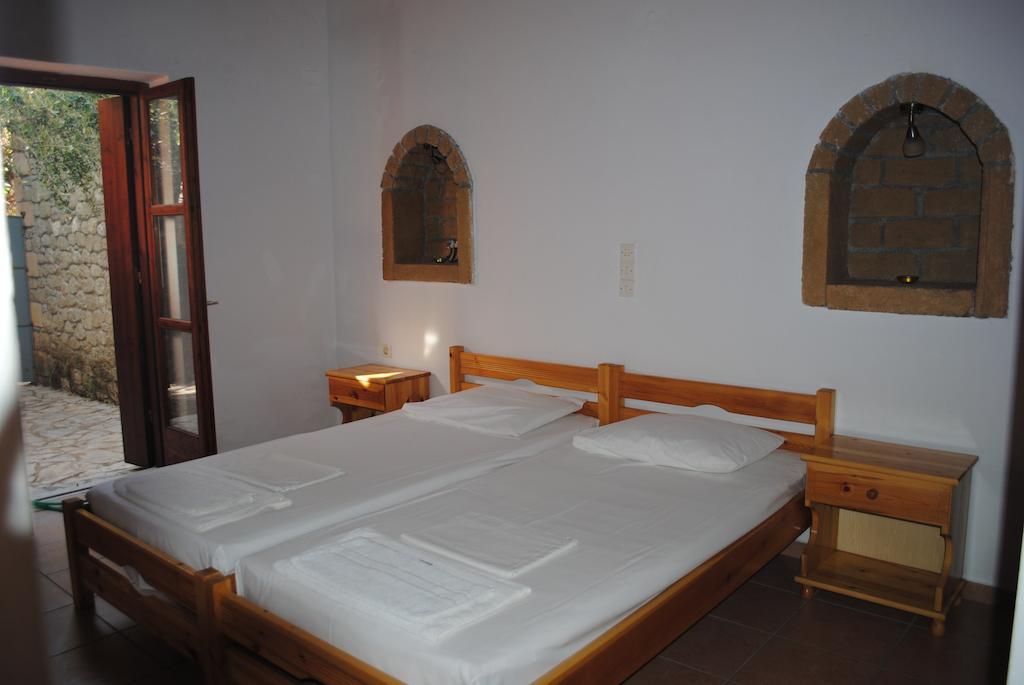 Armonia Villa Stoupa Bilik gambar